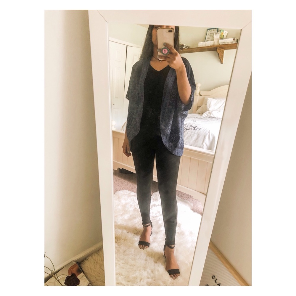 Forever 21 Navy Blue Floral Kimono